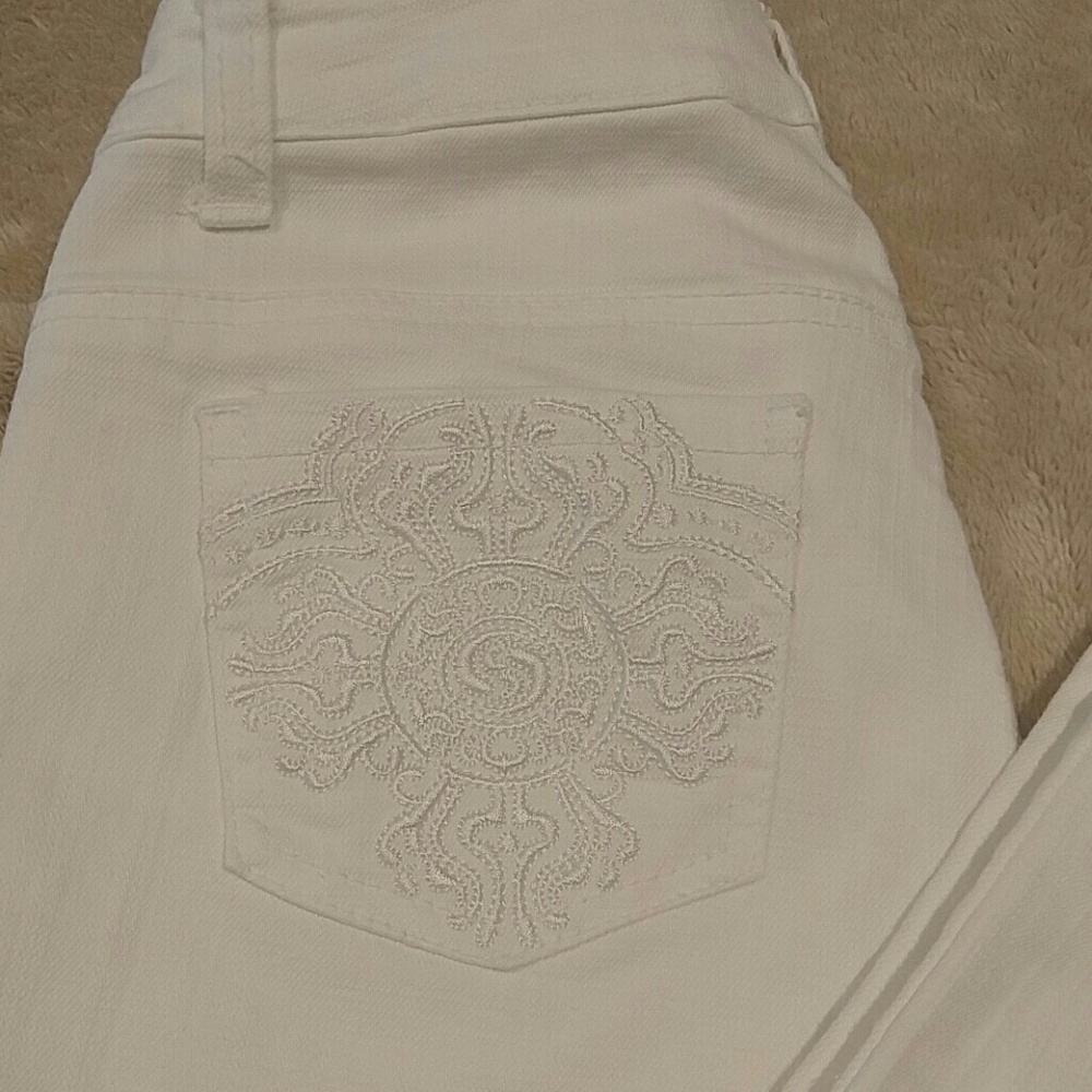 White Cache Jeans - Picture 2 of 5
